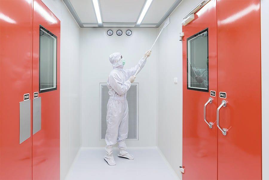 Cleanroom Gowning