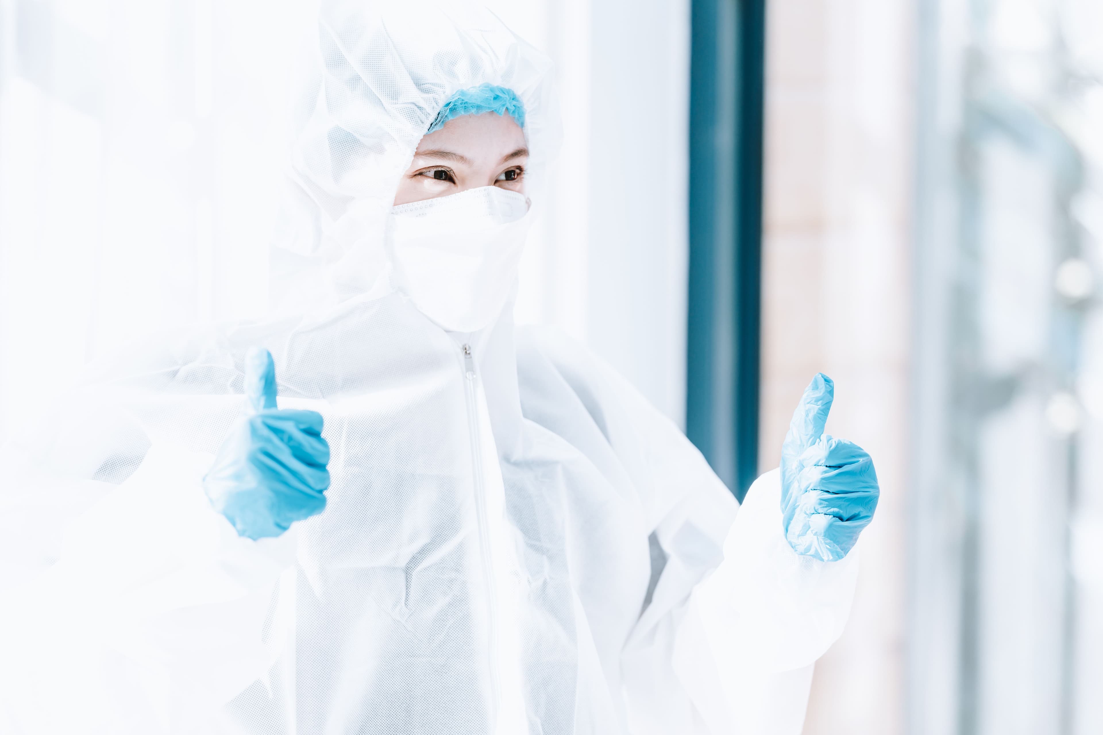 The green dilemma: disposable or reusable gowning?